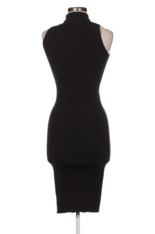 Φόρεμα Bershka, Μέγεθος S, Χρώμα Μαύρο, Τιμή 12,94 €