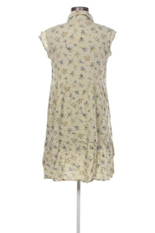 Kleid C&A, Größe M, Farbe Grün, Preis 6,46 €