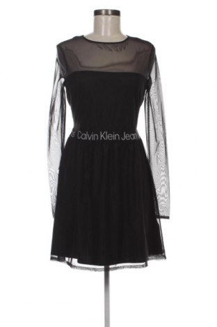 Рокля Calvin Klein Jeans, Размер M, Цвят Черен, Цена 156,00 лв.