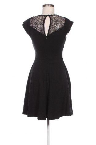 Kleid French Connection, Größe L, Farbe Schwarz, Preis 50,10 €