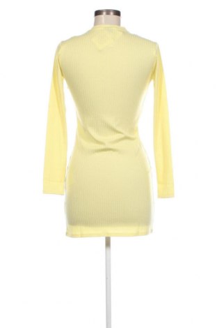 Kleid Gina Tricot, Größe M, Farbe Gelb, Preis 15,88 €