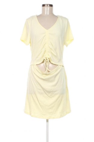 Kleid Glamorous, Größe XL, Farbe Gelb, Preis 22,27 €