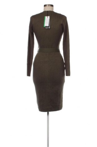 Šaty  Guess, Velikost M, Barva Zelená, Cena  3 609,00 Kč