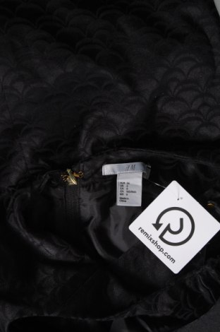 Рокля H&M, Размер S, Цвят Черен, Цена 41,06 лв.