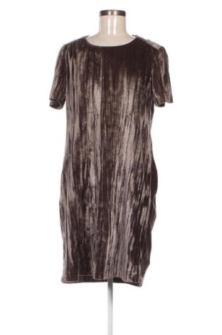 Kleid Hampton Bays, Größe M, Farbe Beige, Preis 8,56 €