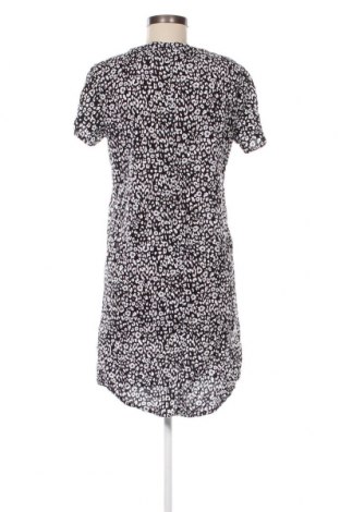 Kleid Janina, Größe M, Farbe Mehrfarbig, Preis 8,07 €