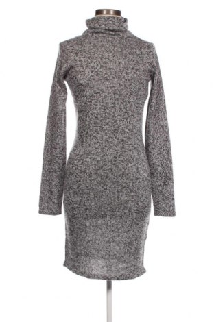 Kleid Janina, Größe M, Farbe Grau, Preis € 9,00