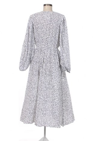 Kleid NA-KD, Größe M, Farbe Weiß, Preis 55,34 €