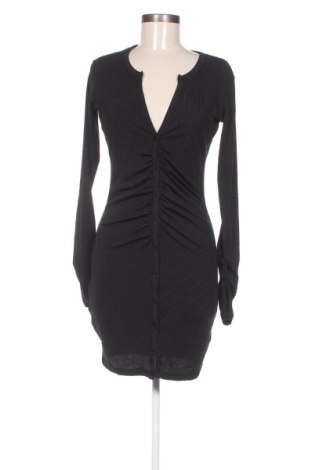 Kleid NA-KD, Größe S, Farbe Schwarz, Preis 5,01 €