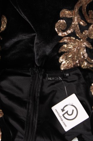 Kleid Nly One, Größe M, Farbe Schwarz, Preis 14,13 €