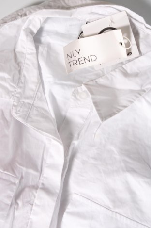 Kleid Nly Trend, Größe M, Farbe Weiß, Preis € 32,01
