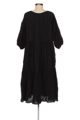 Kleid One Two, Größe M, Farbe Schwarz, Preis 30,06 €