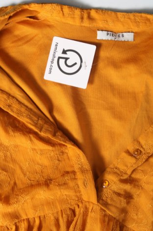 Kleid Pieces, Größe M, Farbe Gelb, Preis 23,66 €