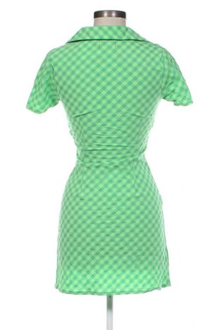 Kleid Pretty Little Thing, Größe S, Farbe Grün, Preis € 6,05