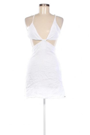Φόρεμα Pull&Bear, Μέγεθος S, Χρώμα Λευκό, Τιμή 11,38 €