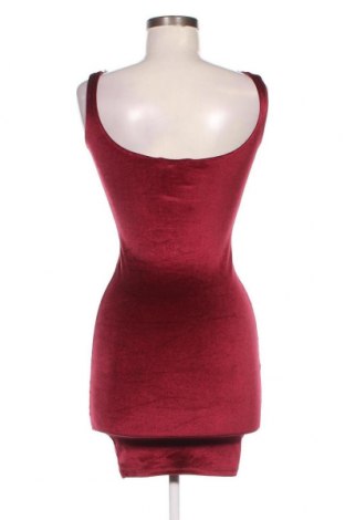 Šaty  Pull&Bear, Velikost XS, Barva Červená, Cena  185,00 Kč