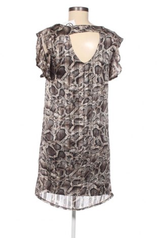 Kleid Quinze Heures Trente, Größe M, Farbe Mehrfarbig, Preis 8,07 €