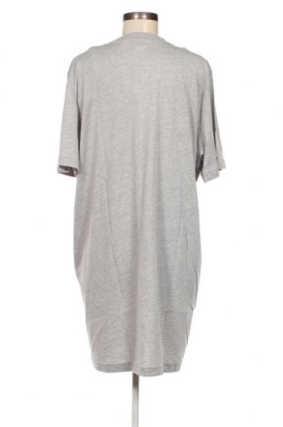 Šaty  Reebok, Veľkosť XL, Farba Sivá, Cena  55,67 €