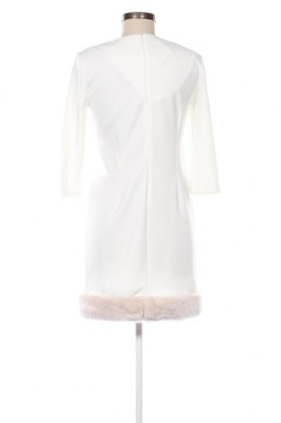 Kleid Rinascimento, Größe XS, Farbe Weiß, Preis 23,38 €
