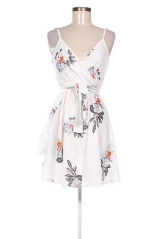 Kleid SHEIN, Größe S, Farbe Weiß, Preis 7,06 €