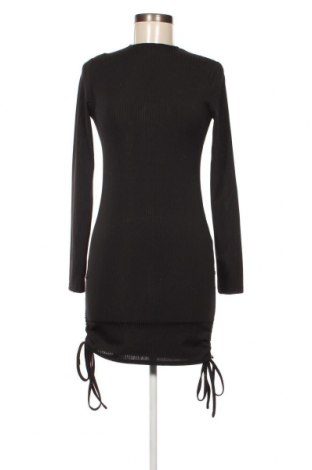 Kleid SHEIN, Größe S, Farbe Schwarz, Preis 4,64 €