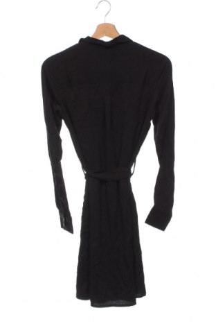 Kleid Sinsay, Größe XS, Farbe Schwarz, Preis 8,77 €