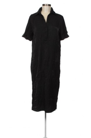 Kleid Sora, Größe M, Farbe Schwarz, Preis 7,06 €
