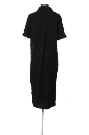 Kleid Sora, Größe M, Farbe Schwarz, Preis 20,18 €