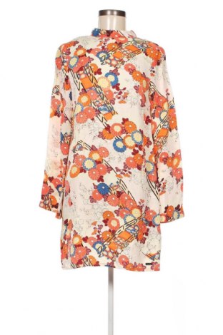 Kleid Superdry, Größe M, Farbe Mehrfarbig, Preis 55,67 €