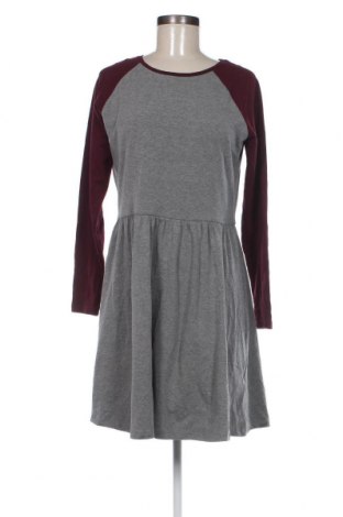 Kleid Superdry, Größe L, Farbe Grau, Preis 33,40 €