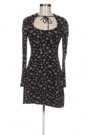 Kleid Urban Outfitters, Größe M, Farbe Schwarz, Preis 33,40 €