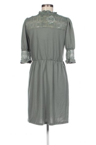 Kleid Vero Moda, Größe M, Farbe Grün, Preis 10,87 €