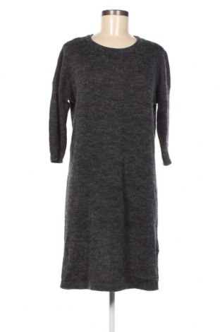 Kleid Vero Moda, Größe M, Farbe Grau, Preis € 4,51