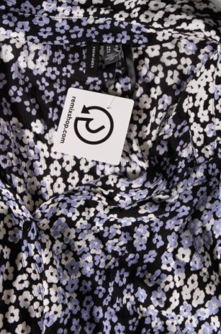 Kleid Vero Moda, Größe M, Farbe Mehrfarbig, Preis 17,00 €