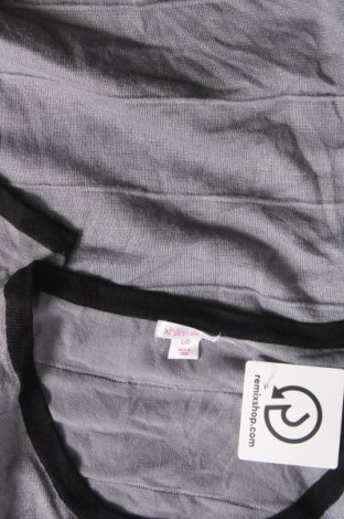 Kleid Xhilaration, Größe M, Farbe Grau, Preis 5,85 €