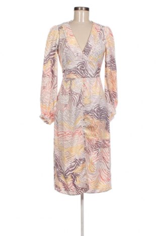Kleid Y.A.S, Größe S, Farbe Mehrfarbig, Preis 50,95 €