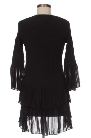 Рокля Zara, Размер XS, Цвят Черен, Цена 13,60 лв.