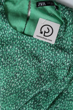 Рокля Zara, Размер XS, Цвят Зелен, Цена 17,00 лв.