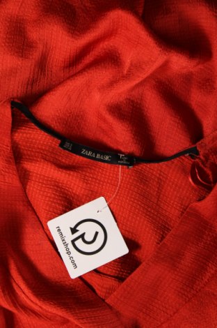 Рокля Zara, Размер S, Цвят Червен, Цена 27,05 лв.