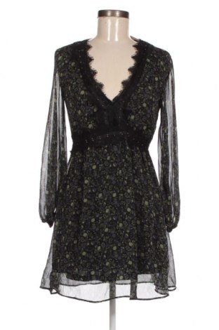 Kleid Zara, Größe XS, Farbe Mehrfarbig, Preis 8,29 €