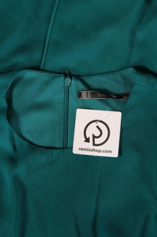 Kleid Zara Trafaluc, Größe M, Farbe Grün, Preis 25,00 €