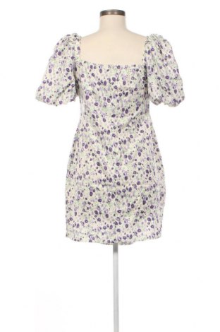 Kleid für Schwangere Pretty Little Thing, Größe M, Farbe Mehrfarbig, Preis € 20,18