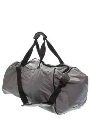 Große Tasche PUMA, Farbe Grau, Preis € 34,45