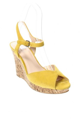 Sandalen Nine West, Größe 40, Farbe Gelb, Preis € 39,57