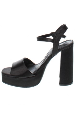 Sandale Xti, Mărime 38, Culoare Negru, Preț 115,99 Lei