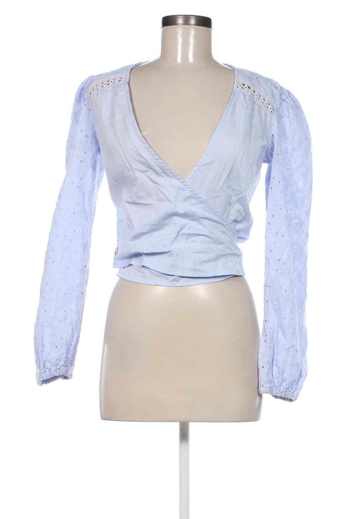 Damen Shirt Guess, Größe S, Farbe Blau, Preis 55,67 €