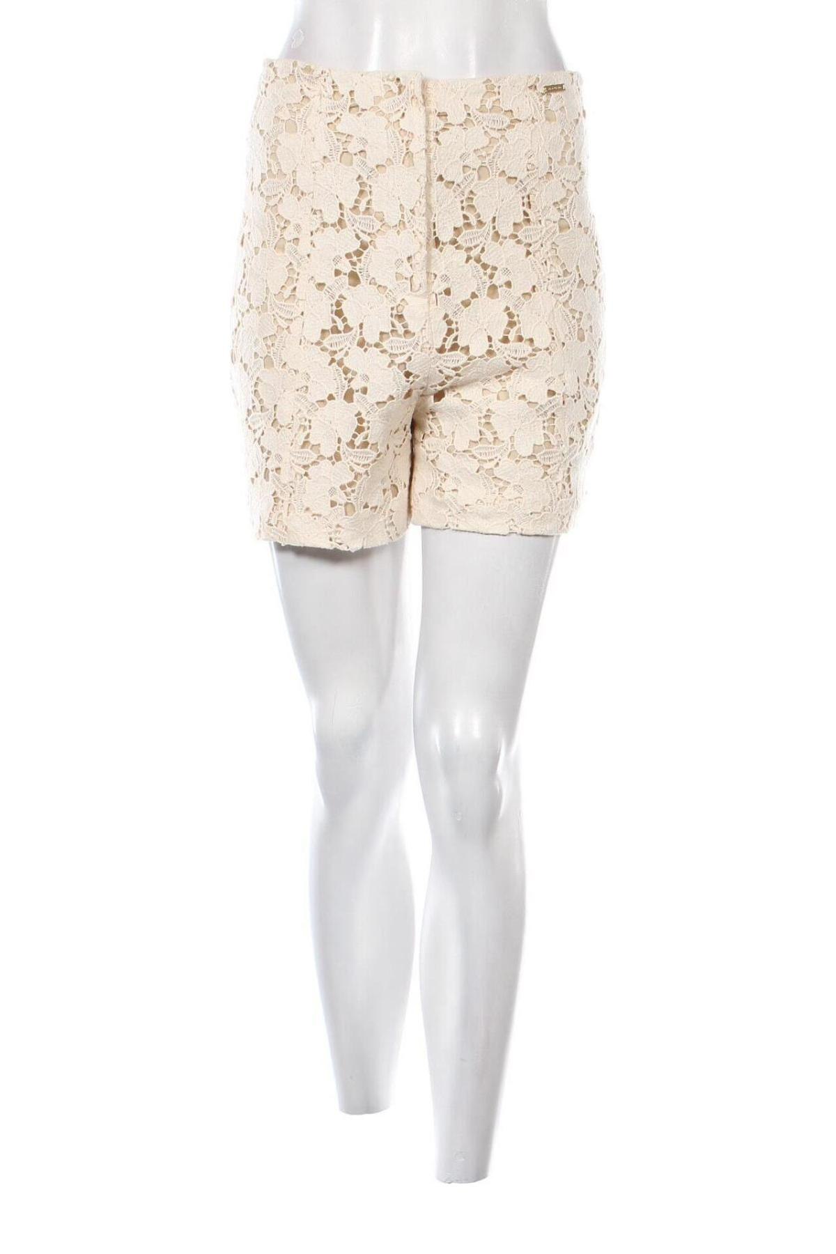 Дамски къс панталон Marciano by Guess, Размер M, Цвят Бежов, Цена 146,00 лв.