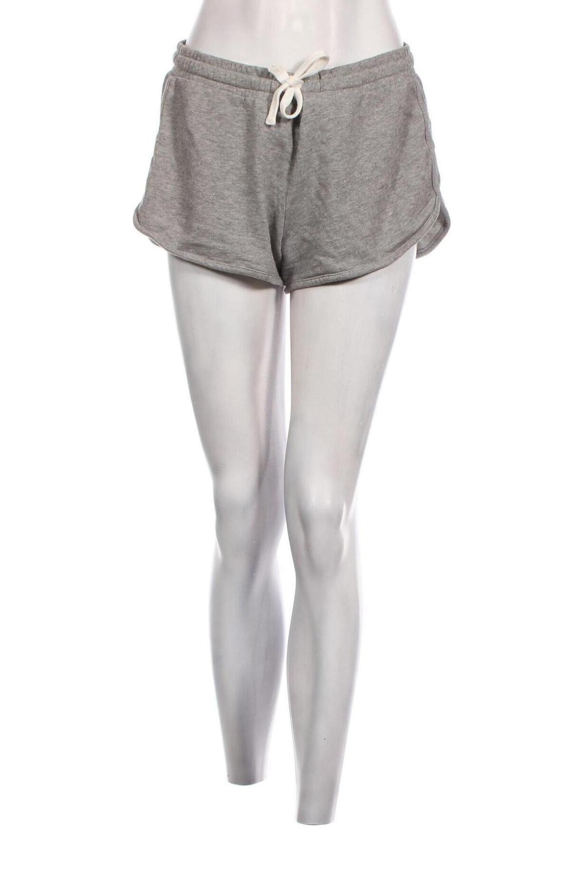 Γυναικείο κοντό παντελόνι New Look, Μέγεθος M, Χρώμα Γκρί, Τιμή 10,00 €