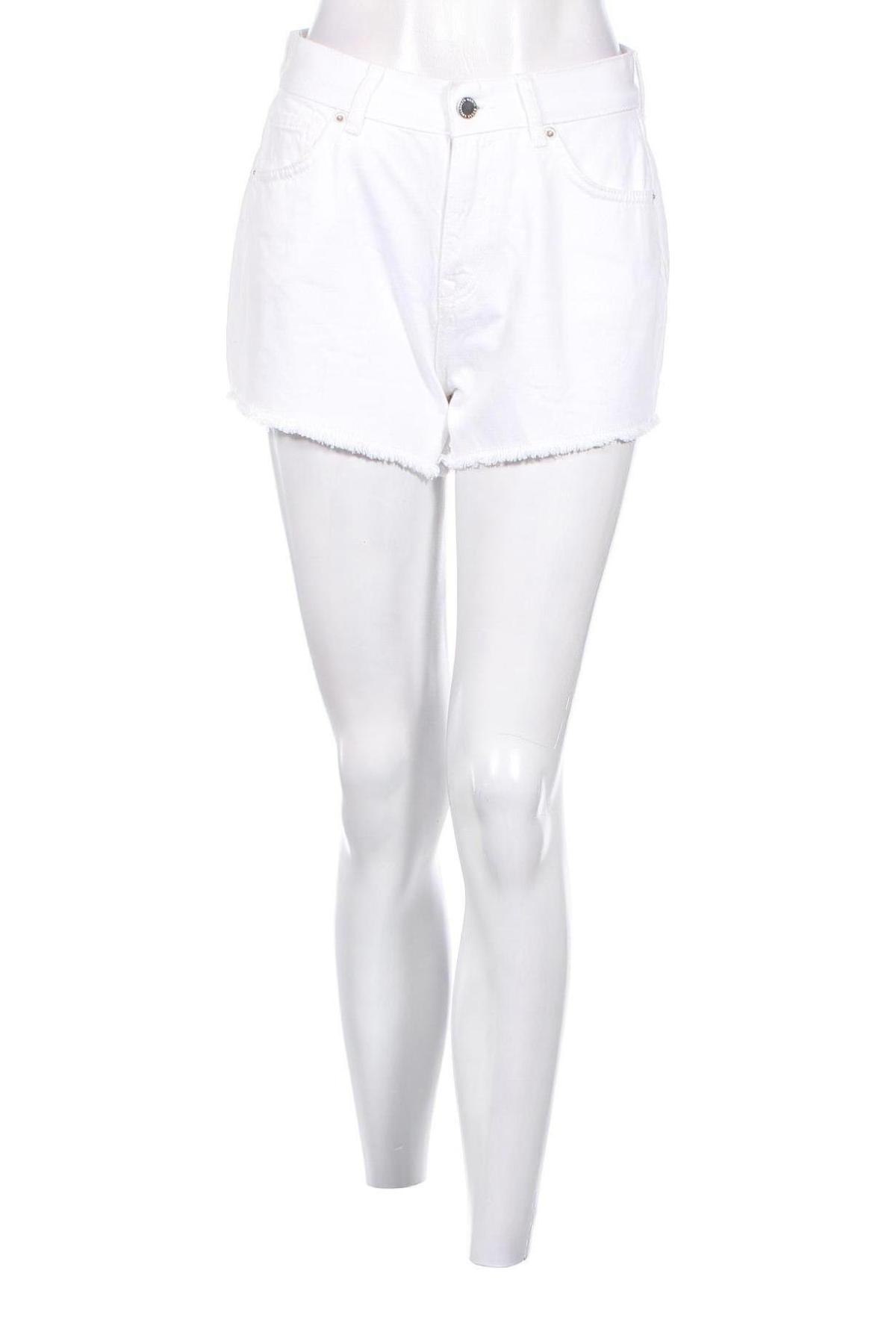 Damen Shorts Superdry, Größe M, Farbe Weiß, Preis 16,24 €