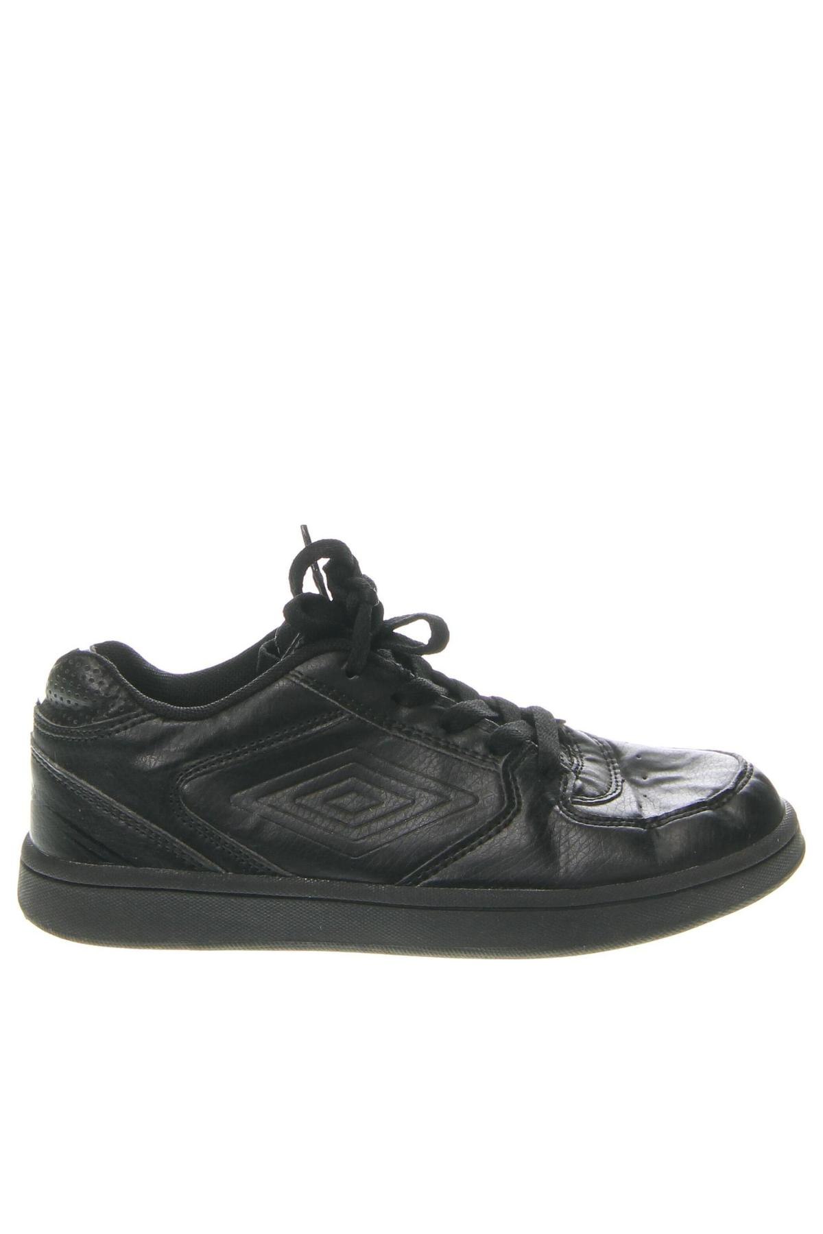 Дамски обувки Umbro, Размер 36, Цвят Черен, Цена 14,26 лв.